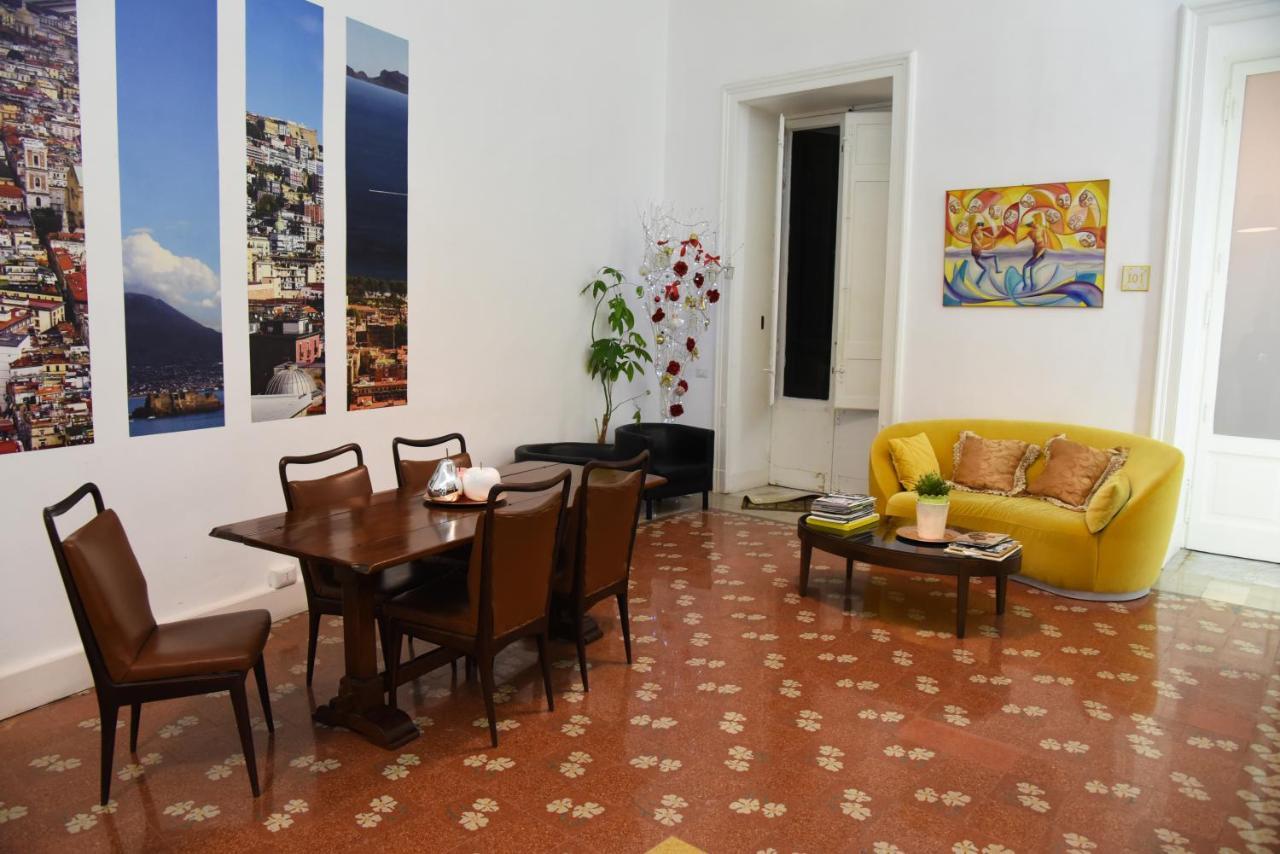 Alojamento de Acomodação e Pequeno-almoço Maison Toledo 210 3*
